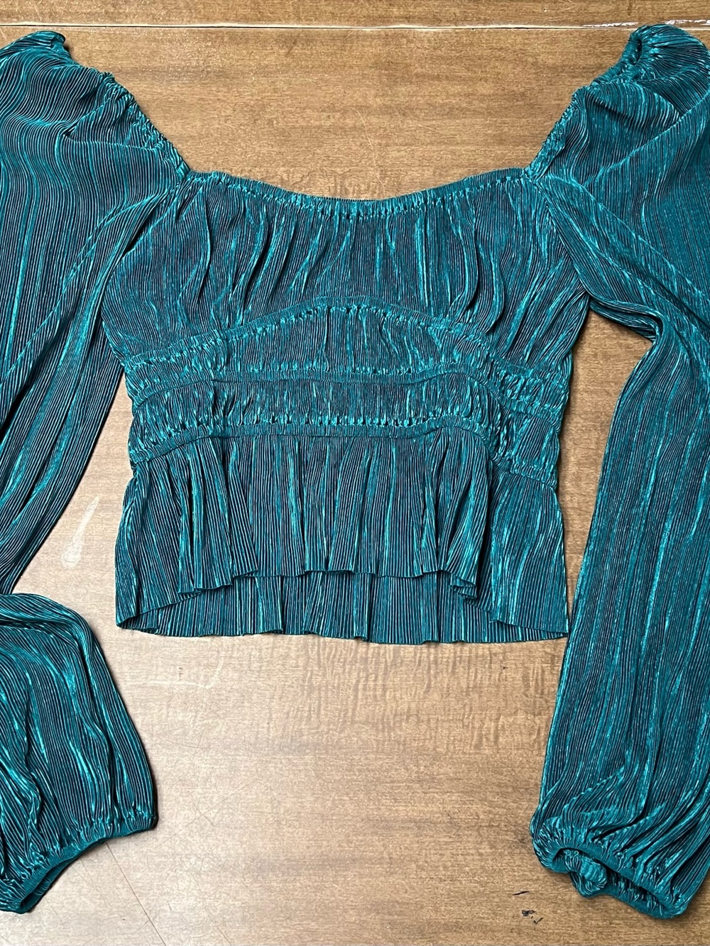 Astr Teal Pleated Smocked Long-Sleeve Crop Top